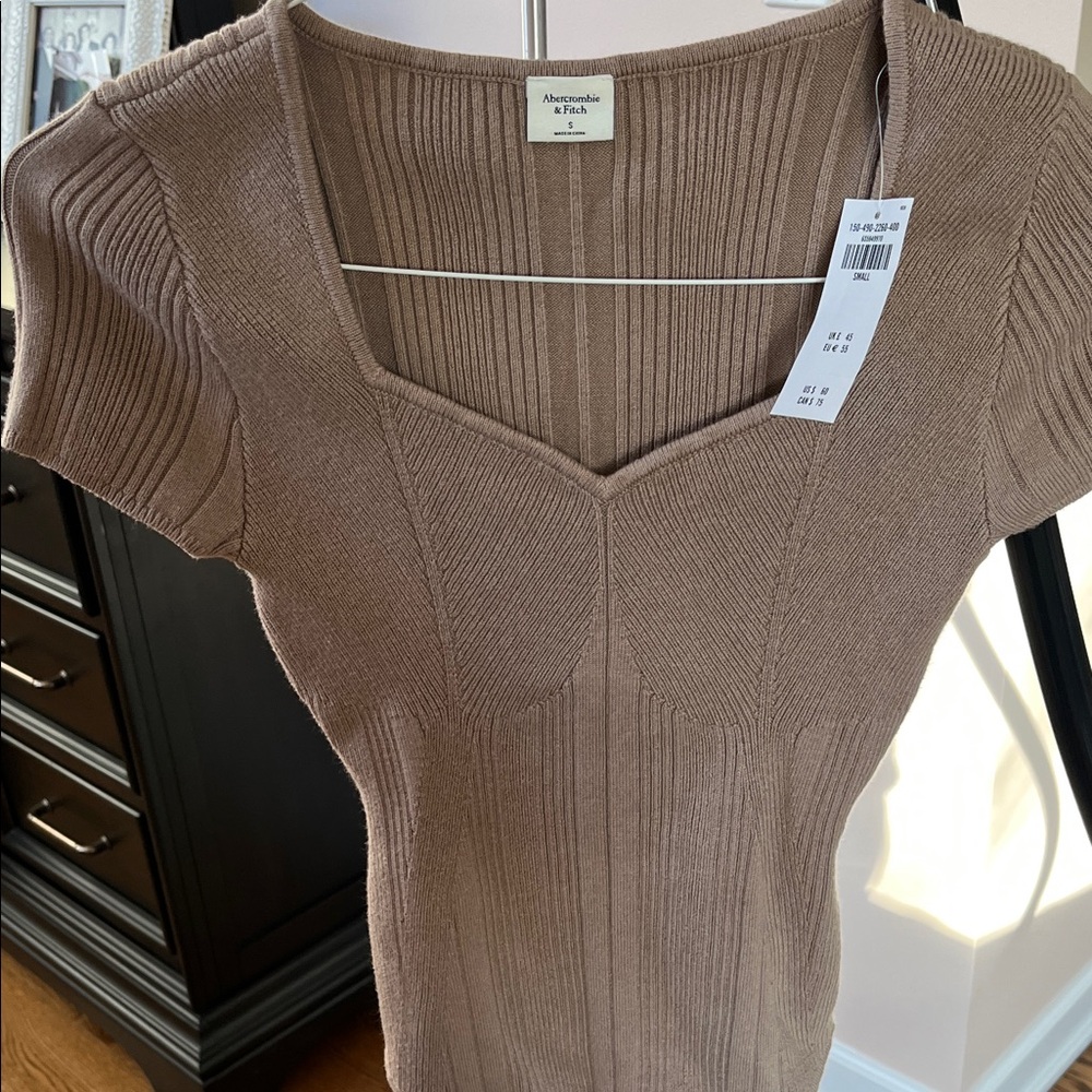 Abercrombie & Fitch Taupe Ribbed Knit Tee